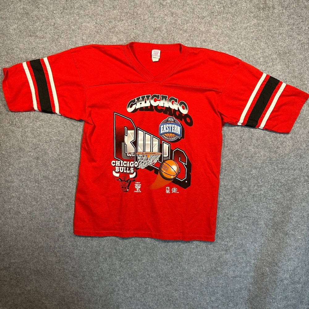 GTS Chicago Bulls NBA Graphic T-Shirt Large Red Vintage 90s Eastern Conference
